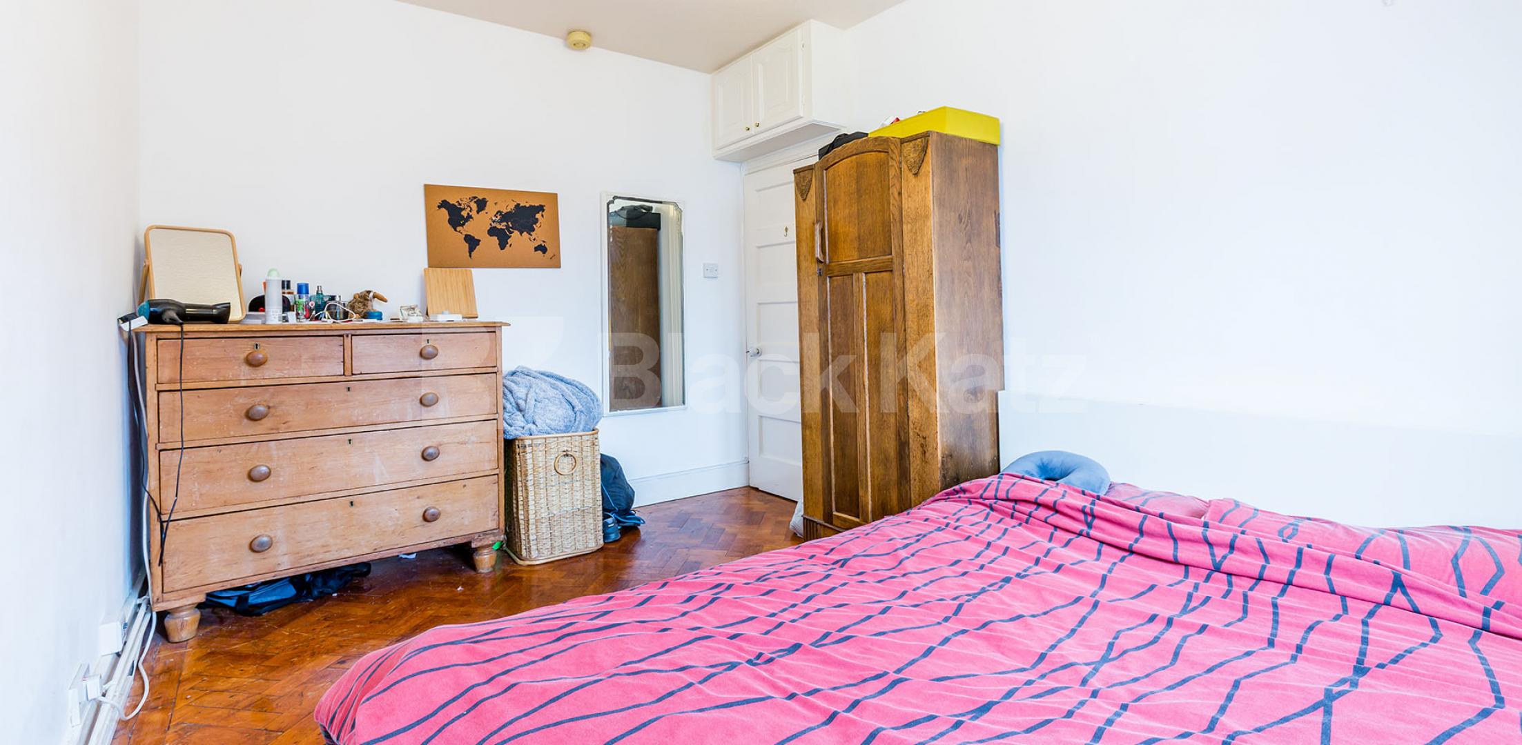 			NEW INSTRUCTION!, 2 Bedroom, 1 bath, 1 reception Flat			 Cathcart Street, KENTISH TOWN 